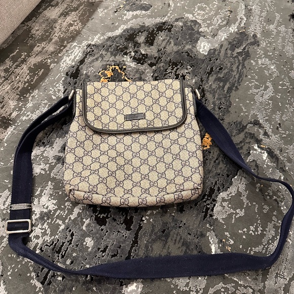 Gucci OPHIDIA MESSENGER BAG - Picture 1 of 9
